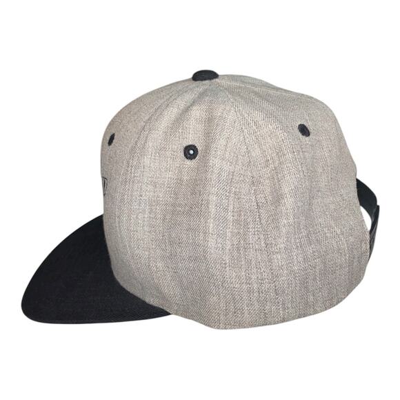 Yupoong Classics Death’s Head Moth Embroidered Snapback Hat Gray Black - Picture 2 of 7